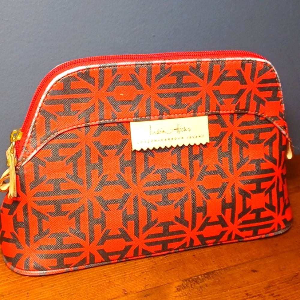 India Hicks makeup bag